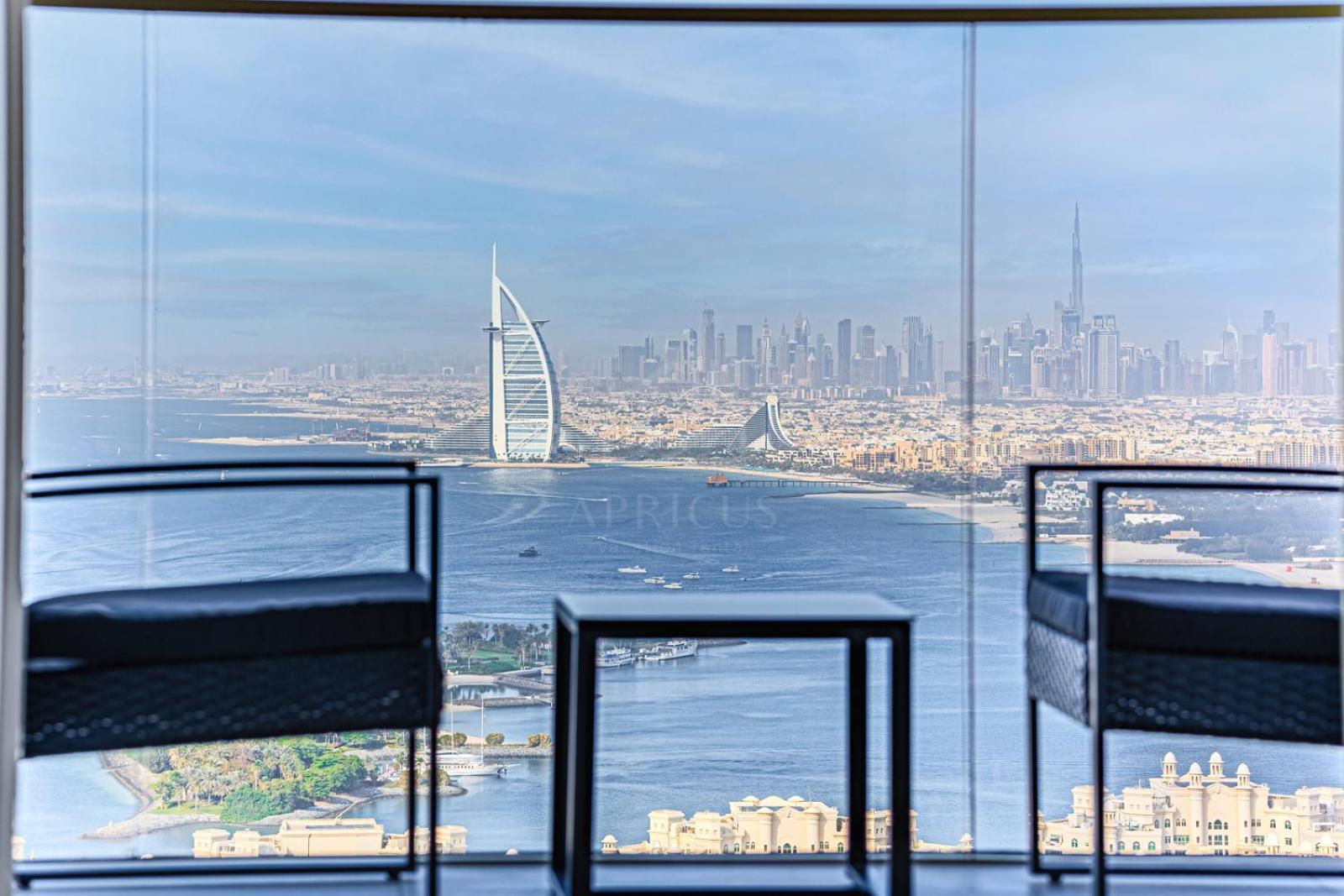 Gorgeous 1bd With Access In Grand Bleu Apartment Dubai